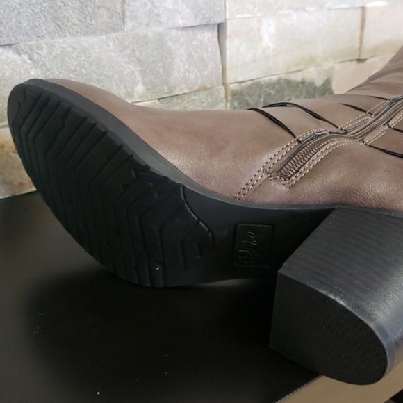 Style & Co Jomaris Block-Heel Boots - Picture 6 of 9